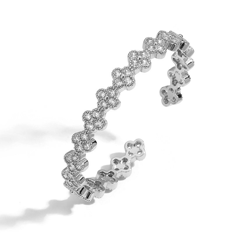 Aureline™ Rose Clover Bracelet