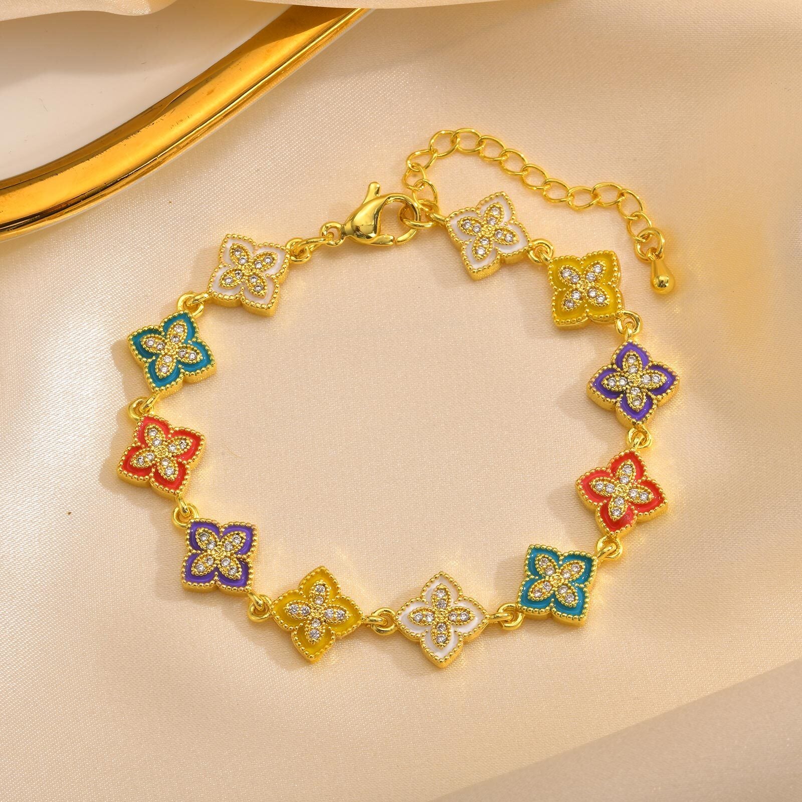 Aureline™ Luna Clover Bracelet